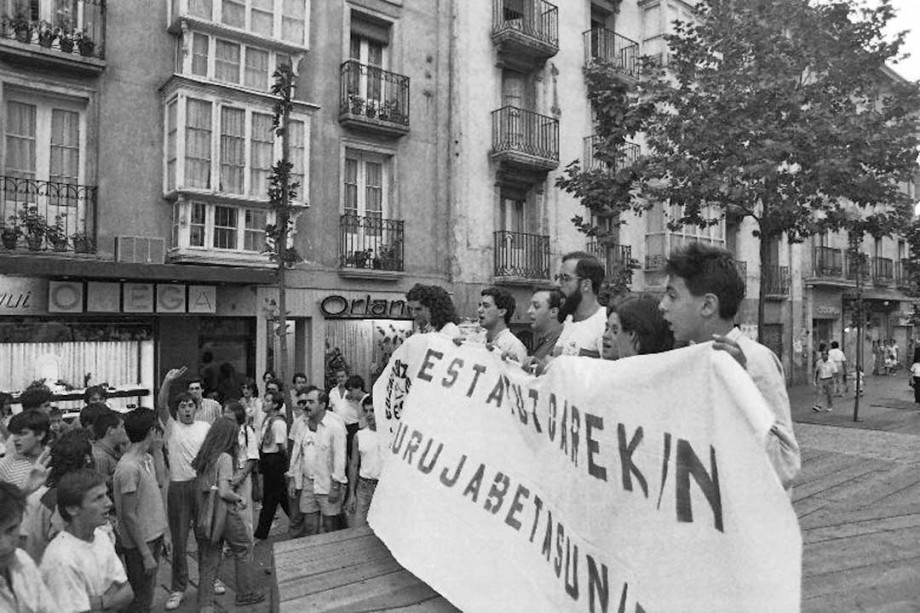 Museo del Nacionalismo Vasco - Alderdi Eguna 1985 - Noventa años de Nacionalismo 1895-1985 Abertzaletasunak 90 urte