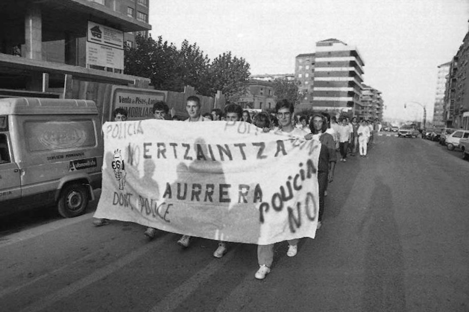 Museo del Nacionalismo Vasco - Alderdi Eguna 1985 - Noventa años de Nacionalismo 1895-1985 Abertzaletasunak 90 urte