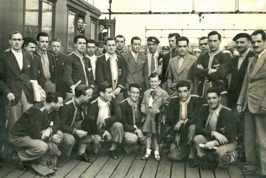 Museo del Nacionalismo Vasco - Bitxiak - Chaqueta del chándal que el equipo Euzkadi
