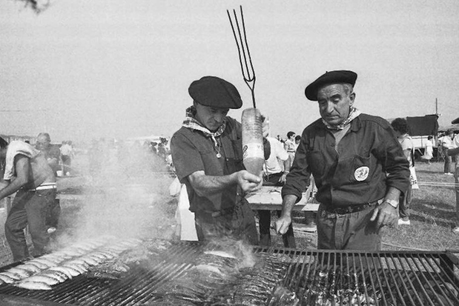 Museo del Nacionalismo Vasco - Alderdi Eguna 1985 - Noventa años de Nacionalismo 1895-1985 Abertzaletasunak 90 urte