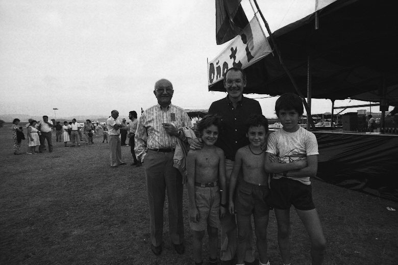 Museo del Nacionalismo Vasco - Alderdi Eguna 1985 - Noventa años de Nacionalismo 1895-1985 Abertzaletasunak 90 urte